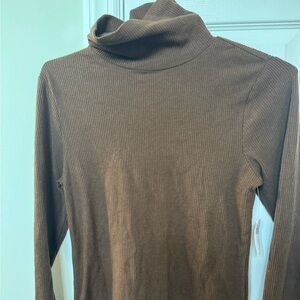 Old Navy Chocolate Ribbed Turtleneck Sweater
